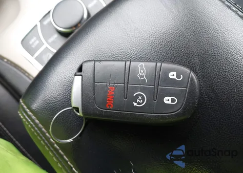 2014 Jeep Grand Cherokee Limited из США, поврежденный, VIN 1C4RJFBG8EC219229